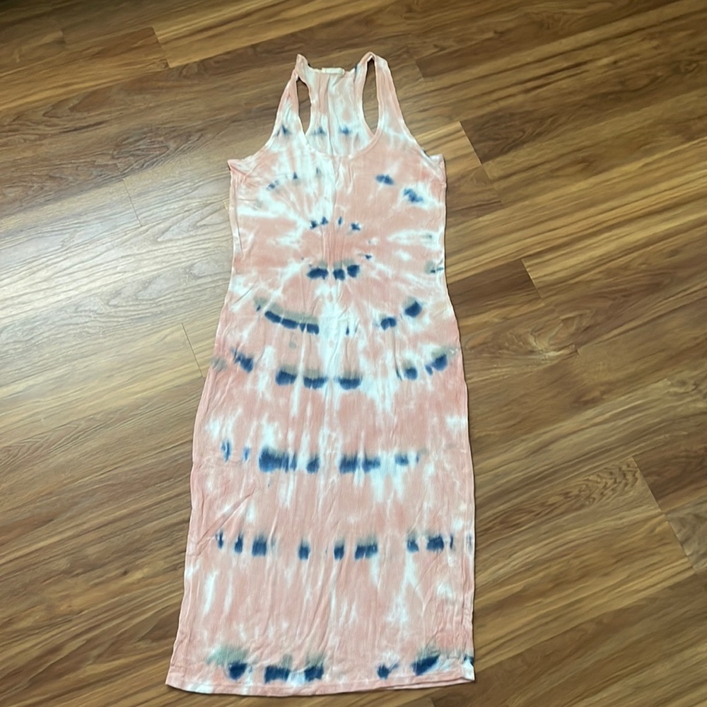 Love stitch tie dye midi dress